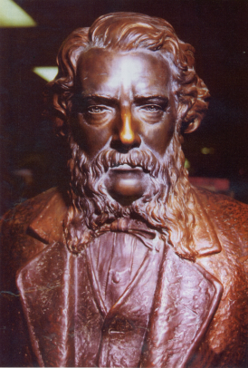 Bronze bust of Rankine in Virginia Polytechnic Technical Institute & State University, USA